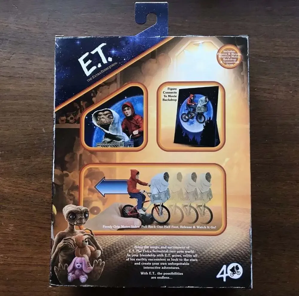 NECA E.T. 40th Anniversary Elliott And E.T. On Bicycle 7 Inch Scale Action Figur
